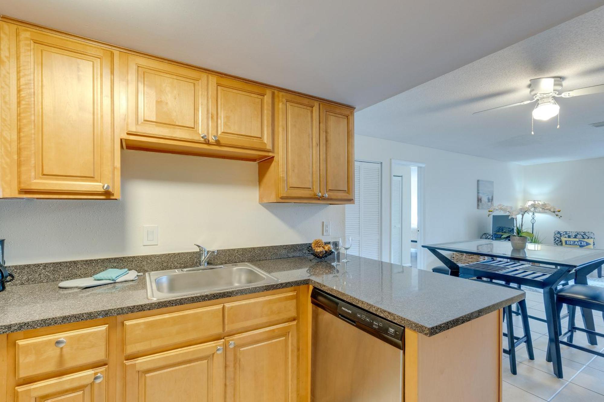 Updated Sienna Park Condo - 4 Miles To Siesta Key! Sarasota Exterior photo
